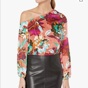 NWT Ali & Jay Cropped Floral Blouse